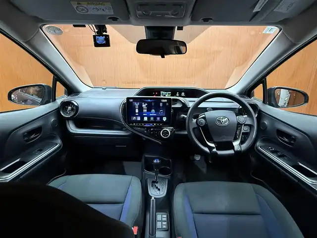 トヨタ アクア S 千葉県 2018(平30)年 11.6万km グレーメタリック 社外ナビ/バックカメラ/Bluetooth/AppleCarPlay/AndroidAuto/USB/プリクラッシュセーフティ/LDA/PKSB/先行車発進告知/オートマチックハイビーム/ヘッドライトレベライザー/ETC/電動格納ウィンカーミラー/プッシュスタート/スマートキー/純正フロアマット/前後ドライブレコーダー