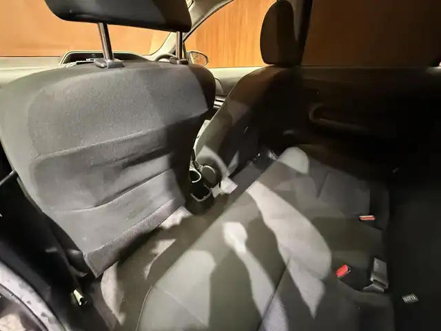 トヨタ アクア S 千葉県 2018(平30)年 11.6万km グレーメタリック 社外ナビ/バックカメラ/Bluetooth/AppleCarPlay/AndroidAuto/USB/プリクラッシュセーフティ/LDA/PKSB/先行車発進告知/オートマチックハイビーム/ヘッドライトレベライザー/ETC/電動格納ウィンカーミラー/プッシュスタート/スマートキー/純正フロアマット/前後ドライブレコーダー