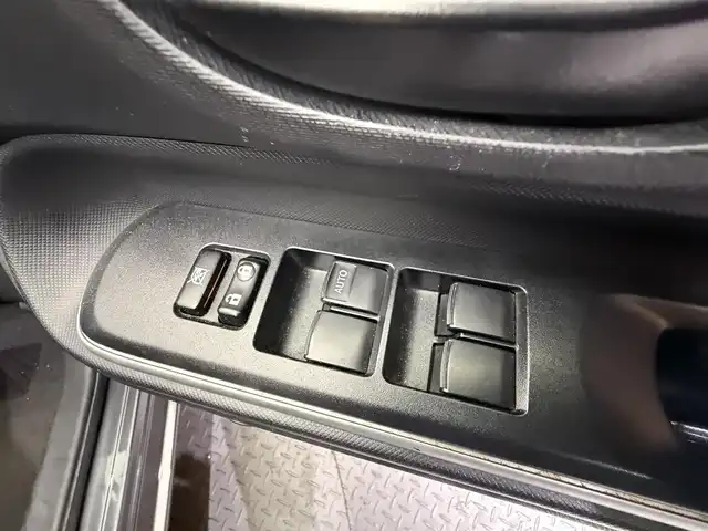 トヨタ アクア S 千葉県 2018(平30)年 11.6万km グレーメタリック 社外ナビ/バックカメラ/Bluetooth/AppleCarPlay/AndroidAuto/USB/プリクラッシュセーフティ/LDA/PKSB/先行車発進告知/オートマチックハイビーム/ヘッドライトレベライザー/ETC/電動格納ウィンカーミラー/プッシュスタート/スマートキー/純正フロアマット/前後ドライブレコーダー