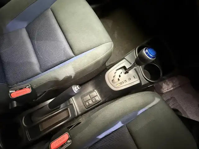 トヨタ アクア S 千葉県 2018(平30)年 11.6万km グレーメタリック 社外ナビ/バックカメラ/Bluetooth/AppleCarPlay/AndroidAuto/USB/プリクラッシュセーフティ/LDA/PKSB/先行車発進告知/オートマチックハイビーム/ヘッドライトレベライザー/ETC/電動格納ウィンカーミラー/プッシュスタート/スマートキー/純正フロアマット/前後ドライブレコーダー