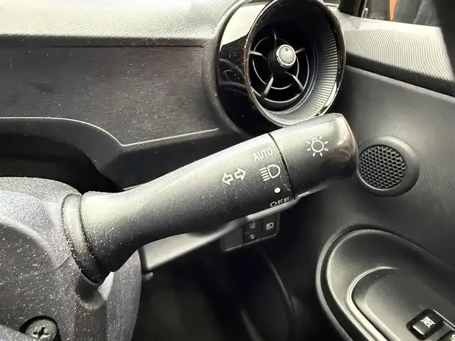 トヨタ アクア S 千葉県 2018(平30)年 11.6万km グレーメタリック 社外ナビ/バックカメラ/Bluetooth/AppleCarPlay/AndroidAuto/USB/プリクラッシュセーフティ/LDA/PKSB/先行車発進告知/オートマチックハイビーム/ヘッドライトレベライザー/ETC/電動格納ウィンカーミラー/プッシュスタート/スマートキー/純正フロアマット/前後ドライブレコーダー