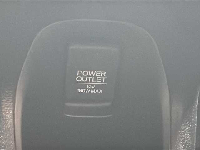 ホンダ ヴェゼル ハイブリッド Z ホンダセンシング 高知県 2017(平29)年 9.3万km ホワイトオーキッドパール ホンダセンシング/純正9インチナビ/（Bluetoothオーディオ/フルセグTV/CD/DVD）/アップルカープレイ/バックカメラ/ETC/ドラレコ/シートヒーター/オートライト/ステアリングスイッチ/クルコン/スマートキー/純正フロアマット