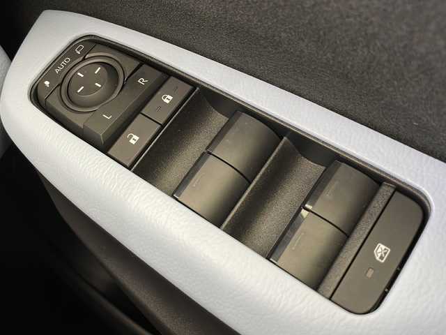 ミツオカ ミツオカ ビュート ストーリー 15DX 栃木県 2024(令6)年 0.3万km ライトブルー ワンオーナー/特別仕様色（ターコイズブルーメタリック）/トヨタ純正ナビ/(フルセグ・Bluetooth)/バックカメラ/衝突軽減ブレーキ/レーンキープアシスト/オートハイビーム/オートクルーズコントロール/前後コーナーセンサー/LEDヘッドライト/オートライト/前後ドライブレコーダー/ビルトインETC/スペアキー/スマートキー/取扱説明書/保証書
