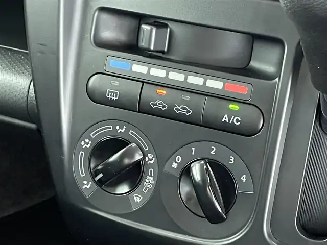 スズキ ハスラー A 滋賀県 2018(平30)年 6.7万km クールカーキPM 社外ナビ/・CD・Bluetooth・ワンセグTV/バックカメラ/ウォークスルー/ETC/純正フロアマット/オートライト/横滑り防止/盗難防止システム/社外14インチAW/Wエアバッグ/リモコンキー