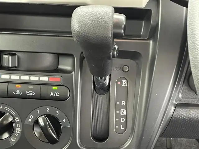スズキ ハスラー A 滋賀県 2018(平30)年 6.7万km クールカーキPM 社外ナビ/・CD・Bluetooth・ワンセグTV/バックカメラ/ウォークスルー/ETC/純正フロアマット/オートライト/横滑り防止/盗難防止システム/社外14インチAW/Wエアバッグ/リモコンキー