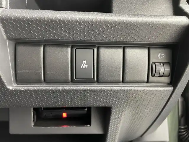 スズキ ハスラー A 滋賀県 2018(平30)年 6.7万km クールカーキPM 社外ナビ/・CD・Bluetooth・ワンセグTV/バックカメラ/ウォークスルー/ETC/純正フロアマット/オートライト/横滑り防止/盗難防止システム/社外14インチAW/Wエアバッグ/リモコンキー