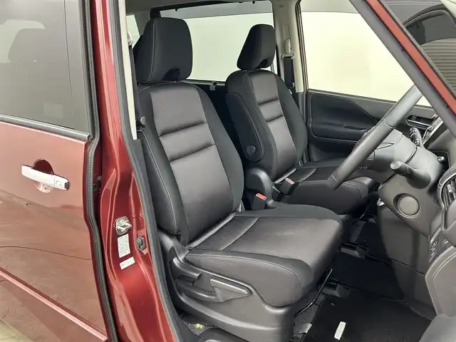 日産 セレナ ハイウェイスター Vセレクション 岡山県 2018(平30)年 7万km マルーンレッド 純正９インチナビ/【Bluetooth/フルセグTV/CD/DVD/Blu-ray】/エマージェンシーブレーキ/アラウンドビューモニター/両側電動スライド/クルーズコントロール/純正ドライブレコーダー（前）/ビルトインＥＴＣ/ＬＥＤヘッドライト/フォグランプ/オートライト/純正フロアマット/踏み間違い防止/ISOFIX/後席サンシェイド/ステアリングスイッチ/チルトステアリング/シートリフター/シートバックテーブル/ウインカーミラー/ドアバイザー