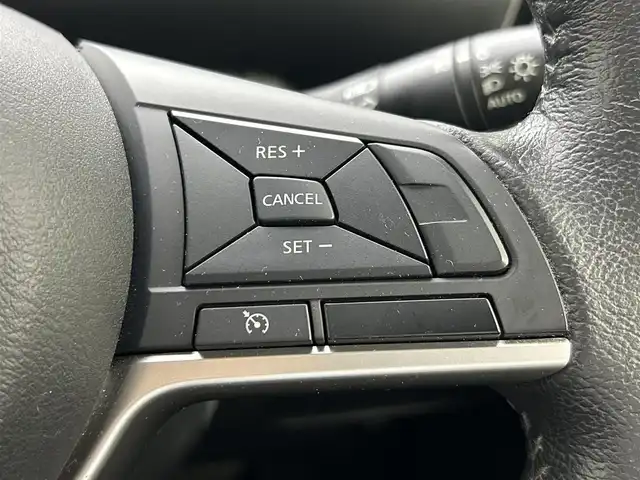 日産 セレナ ハイウェイスター Vセレクション 岡山県 2018(平30)年 7万km マルーンレッド 純正９インチナビ/【Bluetooth/フルセグTV/CD/DVD/Blu-ray】/エマージェンシーブレーキ/アラウンドビューモニター/両側電動スライド/クルーズコントロール/純正ドライブレコーダー（前）/ビルトインＥＴＣ/ＬＥＤヘッドライト/フォグランプ/オートライト/純正フロアマット/踏み間違い防止/ISOFIX/後席サンシェイド/ステアリングスイッチ/チルトステアリング/シートリフター/シートバックテーブル/ウインカーミラー/ドアバイザー