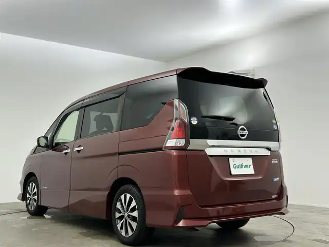 日産 セレナ ハイウェイスター Vセレクション 岡山県 2018(平30)年 7万km マルーンレッド 純正９インチナビ/【Bluetooth/フルセグTV/CD/DVD/Blu-ray】/エマージェンシーブレーキ/アラウンドビューモニター/両側電動スライド/クルーズコントロール/純正ドライブレコーダー（前）/ビルトインＥＴＣ/ＬＥＤヘッドライト/フォグランプ/オートライト/純正フロアマット/踏み間違い防止/ISOFIX/後席サンシェイド/ステアリングスイッチ/チルトステアリング/シートリフター/シートバックテーブル/ウインカーミラー/ドアバイザー