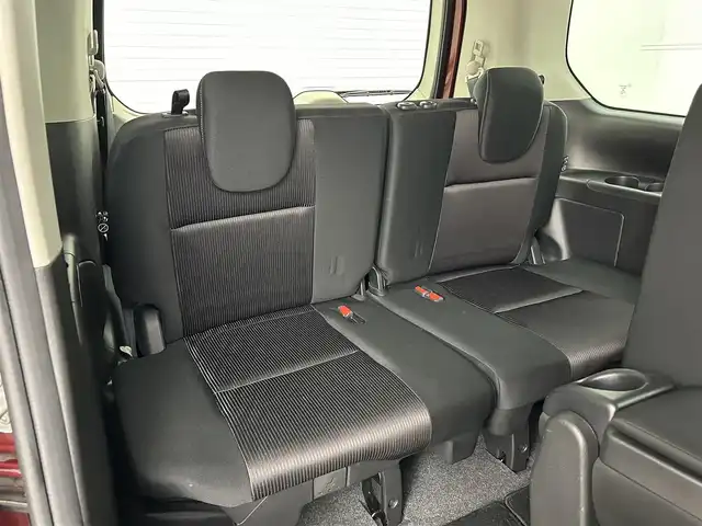 日産 セレナ ハイウェイスター Vセレクション 岡山県 2018(平30)年 7万km マルーンレッド 純正９インチナビ/【Bluetooth/フルセグTV/CD/DVD/Blu-ray】/エマージェンシーブレーキ/アラウンドビューモニター/両側電動スライド/クルーズコントロール/純正ドライブレコーダー（前）/ビルトインＥＴＣ/ＬＥＤヘッドライト/フォグランプ/オートライト/純正フロアマット/踏み間違い防止/ISOFIX/後席サンシェイド/ステアリングスイッチ/チルトステアリング/シートリフター/シートバックテーブル/ウインカーミラー/ドアバイザー
