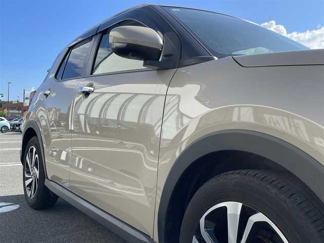トヨタ ライズ Z 長崎県 2023(令5)年 1.4万km ナチュラルベージュマイカM ワンオーナー/全方位カメラ/純正9型ディスプレイオーディオ/トヨタセーフティセンス/スペアキー/前席シートヒーター/ブラインドスポットモニター/レーダークルーズコントロール/ETC/クリアランスソナー/レーンキープアシスト/ステアリングスイッチ/アイドリングストップ/オートライト/LEDヘッドライト/新車保証書/取扱説明書