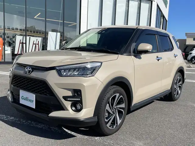 トヨタ ライズ Z 長崎県 2023(令5)年 1.4万km ナチュラルベージュマイカM ワンオーナー/全方位カメラ/純正9型ディスプレイオーディオ/トヨタセーフティセンス/スペアキー/前席シートヒーター/ブラインドスポットモニター/レーダークルーズコントロール/ETC/クリアランスソナー/レーンキープアシスト/ステアリングスイッチ/アイドリングストップ/オートライト/LEDヘッドライト/新車保証書/取扱説明書