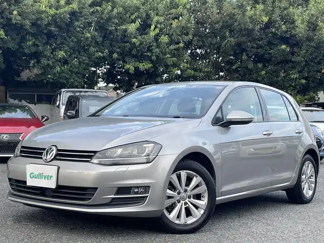 フォルクスワーゲン ゴルフ TSI コンフォートライン BM 東京都 2015(平27)年 7.9万km グレー ワンオーナー/純正ナビ/フルセグTV/Bluetoothオーディオ/DVD再生/バックカメラ/ETC2.0/純正16インチAW/アダプティブクルーズ/フロントアシスト/ブレーキオートホールド/HIDヘッドランプ/新車保証書/取扱説明書/スペアキー
