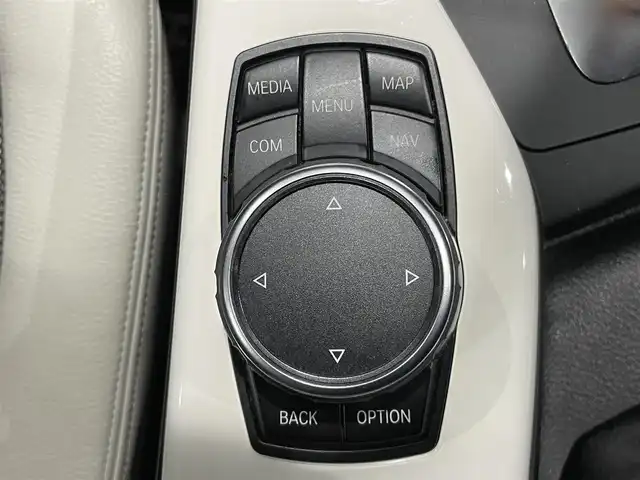 ＢＭＷ １１８ｄ 神奈川県 2016(平28)年 6.1万km アルピンホワイトⅢ ・純正ナビ/・バックカメラ/・インテリジェンスセーフティ/・クルーズコントロール/・ルームミラー一体型ETC/・ドライブレコーダー/・LEDヘッドライト/・オートライト/・車線逸脱警告/・コーナーセンサー/・アイドリングストップ/・プッシュスタート/・取扱説明書/・保証書