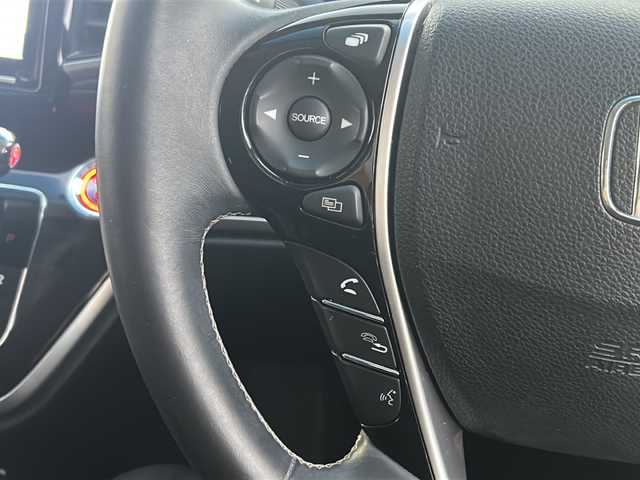 ホンダ オデッセイ ハイブリッド アブソルート ホンダセンシング 静岡県 2019(令1)年 7.9万km クリスタルブラックパール /ワンオーナー//純正ナビ/地デジTV//純正CD/DVD/Bluetooth//バックカメラ//フリップダウンリアモニター//両側パワースライドドア//ホンダセンシング//レーダークルーズコントロール//純正17インチAW//オートライト//LEDヘッドライト//スマートキー//保証書//取説