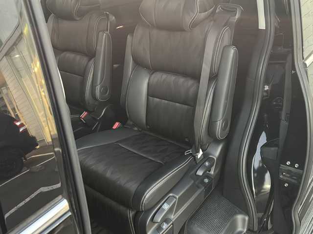 ホンダ オデッセイ ハイブリッド アブソルート ホンダセンシング 静岡県 2019(令1)年 7.9万km クリスタルブラックパール /ワンオーナー//純正ナビ/地デジTV//純正CD/DVD/Bluetooth//バックカメラ//フリップダウンリアモニター//両側パワースライドドア//ホンダセンシング//レーダークルーズコントロール//純正17インチAW//オートライト//LEDヘッドライト//スマートキー//保証書//取説