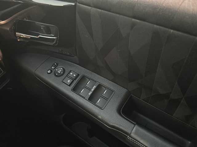 ホンダ オデッセイ ハイブリッド アブソルート ホンダセンシング 静岡県 2019(令1)年 7.9万km クリスタルブラックパール /ワンオーナー//純正ナビ/地デジTV//純正CD/DVD/Bluetooth//バックカメラ//フリップダウンリアモニター//両側パワースライドドア//ホンダセンシング//レーダークルーズコントロール//純正17インチAW//オートライト//LEDヘッドライト//スマートキー//保証書//取説