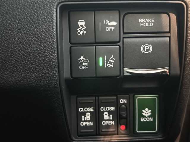 ホンダ オデッセイ ハイブリッド アブソルート ホンダセンシング 静岡県 2019(令1)年 7.9万km クリスタルブラックパール /ワンオーナー//純正ナビ/地デジTV//純正CD/DVD/Bluetooth//バックカメラ//フリップダウンリアモニター//両側パワースライドドア//ホンダセンシング//レーダークルーズコントロール//純正17インチAW//オートライト//LEDヘッドライト//スマートキー//保証書//取説