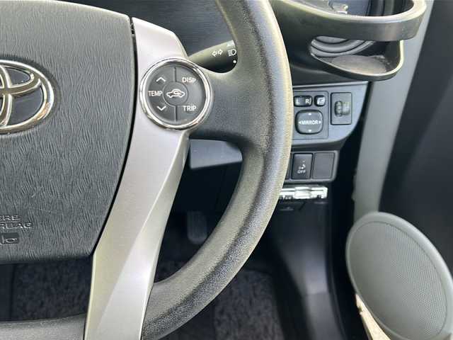 トヨタ アクア S 山形県 2013(平25)年 7.7万km ブラックマイカ 寒冷地仕様/横滑り防止装置/社外SDナビ/（Bluetooth/CD/DVD/フルセグ)/バックカメラ/オートライト/フォグランプ/DN席シートヒーター/ステアリングスイッチ/ETC/社外AW/純正フロアマット/電動格納ウィンカーミラー/スマートキー/ドアバイザー