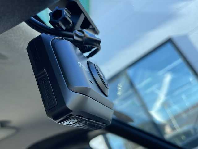 ダイハツ ムーヴ キャンバス ストライプス G ターボ 山口県 2022(令4)年 4.2万km シャイニングホワイトパール/ファインミントメタリック 純正7インチSDナビ　【NMZN-W72D】/・Bluetooth接続/・フルセグTV/・AM/FM/アラウンドビューモニター/ETC/ドライブレコーダー/スマートアシスト/・衝突警報機能/・誤発進抑制制御機能/・ブラインドスポットモニター/・路側逸脱警報機能/・ふらつき警報/・車線逸脱警報機能/・先行車発進お知らせ機能/・標識認識機能/・アダプティブクルーズコントロール/スマートキー/プッシュスタート/スペアキー1本/シートヒーター/電子パーキング/USB入力端子/ドリンクヒーター/ドアバイザー/取り扱い説明書/保証書