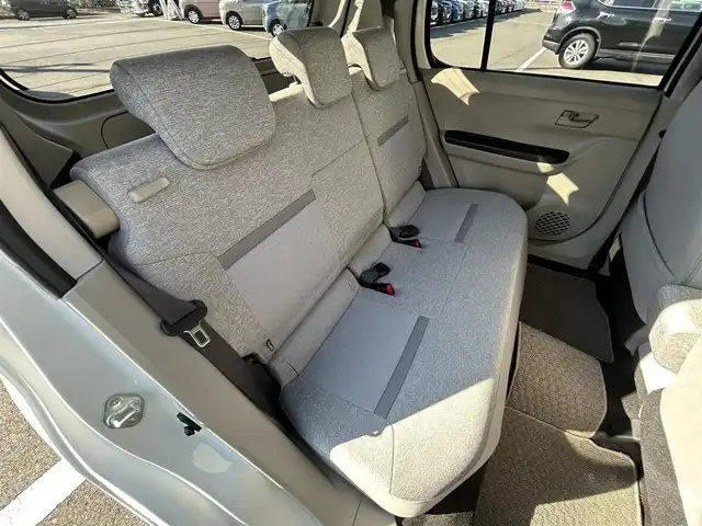 トヨタ パッソ X Lパッケージ S 愛媛県 2018(平30)年 1.9万km ホワイト 純正SDナビ（Bluetooth/ワンセグテレビ）/バックカメラ/ETC/布シート/SDミュージックサーバー/AUX接続可能/純正フロアマット/クリアランスソナー/ABS/横滑り防止装置/盗難防止装置/ハロゲンヘッドライト/スマートキー×２