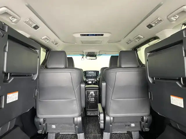 トヨタ アルファードハイブリット SR 埼玉県 2019(令1)年 5.1万km ホワイトパールクリスタルシャイン ４WD/純正10インチナビ/純正12インチフリップダウンモニター/トヨタセーフティーセンス/・プリクラッシュセーフティー/・レーントレーシングアシスト/・クリアランスソナー/・パーキングサポートブレーキ/・ブラインドスポットモニター/前後ドライブレコーダー/両側パワースライドドア/レーダークルーズコントロール/デジタルインナーミラー/バックカメラ/シートヒーター/エアシート/パワーシート/シートメモリー/Bluetooth/CD、DVD/LEDヘッドライト/LEDフォグランプ/オートライト/オートマチックハイビーム/純正フロアマット/純正アルミホイール