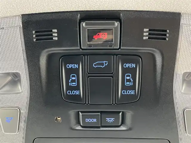 トヨタ アルファードハイブリット SR 埼玉県 2019(令1)年 5.1万km ホワイトパールクリスタルシャイン ４WD/純正10インチナビ/純正12インチフリップダウンモニター/トヨタセーフティーセンス/・プリクラッシュセーフティー/・レーントレーシングアシスト/・クリアランスソナー/・パーキングサポートブレーキ/・ブラインドスポットモニター/前後ドライブレコーダー/両側パワースライドドア/レーダークルーズコントロール/デジタルインナーミラー/バックカメラ/シートヒーター/エアシート/パワーシート/シートメモリー/Bluetooth/CD、DVD/LEDヘッドライト/LEDフォグランプ/オートライト/オートマチックハイビーム/純正フロアマット/純正アルミホイール