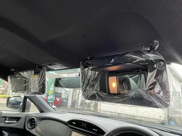 トヨタ ８６ GT ブラックリミテッド 大分県 2020(令2)年 7.6万km クリスタルブラックシリカ ワンオーナー/ブラックハーフレザーシート/純正メモリナビ NSZT-W68T/【フルセグ/DVD/BTオーディオ】/バックカメラ/純正17インチアルミホイール/前後ブレンボキャリパー/TRDドアスタビライザー/クルーズコントロール/前席シートヒーター/ETC/LEDヘッドライト/LEDフォグランプ/オートライト/リアフォグランプ/レザーステアリング/ステアリングリモコン/パドルシフト/チルトステアリング/運転席シートリフター/エンジンプッシュスタート/横滑り防止装置/フロアマット/電動格納ミラー/サイド&Wエアバッグ/ABS/スマートキー×2/オールオートパワーウィンドウ/保証書/車両取説/ナビ取説