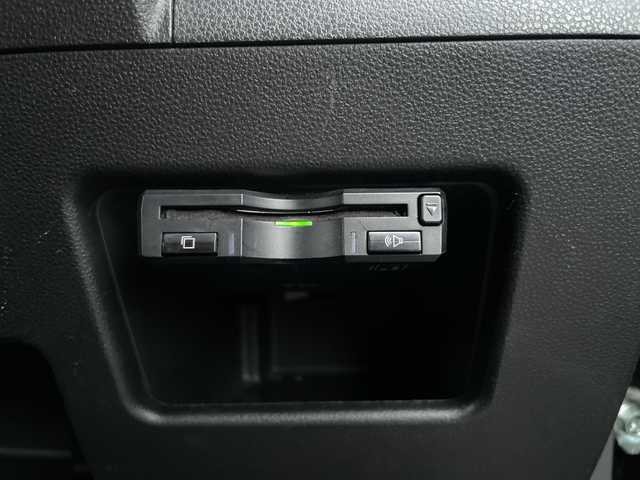 ダイハツ タント カスタム RS トップED SA Ⅲ 三重県 2017(平29)年 7.9万km ブラックマイカメタリック 登録時79047km/禁煙車/純正８インチＳＤナビ/・フルセグ・Ｂｌｕｅｔｏｏｔｈ・ＨＤＭＩ・ＵＳＢ/・CD/DVD・SD・AM/FM/両側パワースライドドア/シートヒーター/衝突軽減ブレーキ/ＡＵＴＯライト/ＡＵＴＯハイビーム/ＬＥＤヘッドライト/革巻きステアリング/ETC/アイドリングストップ/電動格納ミラー