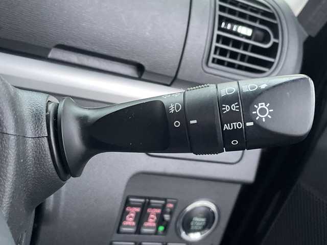 ダイハツ タント カスタム RS トップED SA Ⅲ 三重県 2017(平29)年 7.9万km ブラックマイカメタリック 登録時79047km/禁煙車/純正８インチＳＤナビ/・フルセグ・Ｂｌｕｅｔｏｏｔｈ・ＨＤＭＩ・ＵＳＢ/・CD/DVD・SD・AM/FM/両側パワースライドドア/シートヒーター/衝突軽減ブレーキ/ＡＵＴＯライト/ＡＵＴＯハイビーム/ＬＥＤヘッドライト/革巻きステアリング/ETC/アイドリングストップ/電動格納ミラー