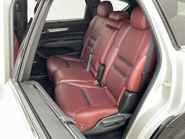 マツダ ＣＸ－８ XD スポーツアピアランス 兵庫県 2023(令5)年 5.2万km プラチナクォーツメタリック ・純正ナビ/Bluetooth/TV/Android Auto/Apple CarPlay/・360°ビューモニター/・Boseサウンドシステム/・ETC/・サンルーフ/・レザーシート/・1，2列目シートヒーター/・前席ベンチレーション/・ステアリングヒーター/・前席パワーシート/・パワーバックドア/・スマートブレーキサポート/・スマートシティブレーキサポート/・レーンキープアシスト/・車間認知支援システム/・車線逸脱警報システム/・ブラインドスポットモニタリング/・車間制御/・速度標識警報/・ドライバーアテンションアラート/・パーキングセンサー/・レーダークルーズコントロール