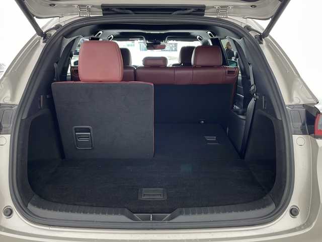 マツダ ＣＸ－８ XD スポーツアピアランス 兵庫県 2023(令5)年 5.2万km プラチナクォーツメタリック ・純正ナビ/Bluetooth/TV/Android Auto/Apple CarPlay/・360°ビューモニター/・Boseサウンドシステム/・ETC/・サンルーフ/・レザーシート/・1，2列目シートヒーター/・前席ベンチレーション/・ステアリングヒーター/・前席パワーシート/・パワーバックドア/・スマートブレーキサポート/・スマートシティブレーキサポート/・レーンキープアシスト/・車間認知支援システム/・車線逸脱警報システム/・ブラインドスポットモニタリング/・車間制御/・速度標識警報/・ドライバーアテンションアラート/・パーキングセンサー/・レーダークルーズコントロール