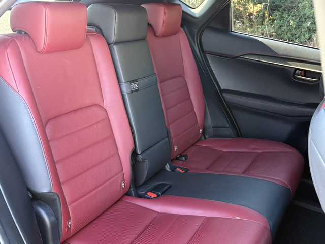 レクサス ＮＸ 300h Fスポーツ 大分県 2015(平27)年 7.4万km グラファイトブラックガラスフレーク ブラック/レッドレザーシート/サンルーフ/シートヒーター/ベンチレーション/純正メモリーナビ/パノラミックビューモニター/フルセグ /Bluetooth/アダプティブクルーズコントロール/レーンキープアシスト/パワーシート/純正LEDヘッドライト/オートライトコントロール/スマートキー/エンジンプッシュスタート/ステアリングヒーター/リアクリアランスソナー/ビルトインETC