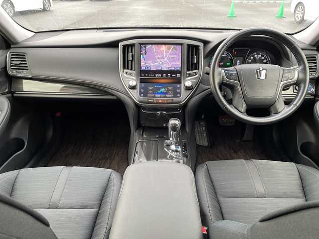 トヨタ クラウン ハイブリッド アスリートS 茨城県 2013(平25)年 6.7万km プレシャスブラックパール 純正SDナビ/Bluetooth搭載/フルセグTV/バックカメラ/クルーズコントロール/ビルトインETC/パワーシート　/純正18インチアルミホイール/純正フロアマット/LEDヘッドライト/オートライト/オートマチックハイビーム/スマートキー