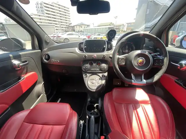 アバルト ５９５ ツーリズモ 栃木県 2018(平30)年 4万km グレーＭ 純正ディスプレイオーディオ/AppleCarPlay/赤革/ETC/社外ドラレコ/リアソナー/キセノンヘッドライト/純正17インチAW