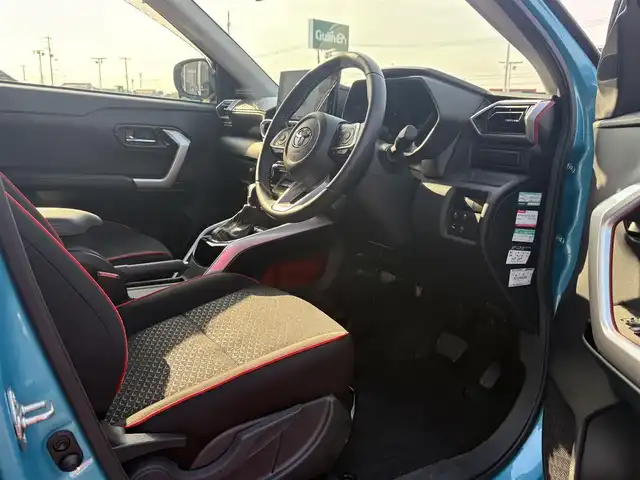 トヨタ ライズ Z 徳島県 2021(令3)年 2万km ブラックマイカメタリック/ターコイズブルーマイカメタリック スマートアシストIII　/モデリスタフルエアロ　/ディスプレイオーディオ/（フルセグTV/Bluetooth/ラジオ）　/純正１７インチアルミホイール/トラクションコントロール/アイドリングストップ/フルセグＴＶ　/LEDヘッドライト/LEDフォグランプ/オートライト/ウィンカーミラー/革巻きステアリング　/ステアリングリモコン/レーダークルーズコントロール　/社外前後ドライブレコーダー/両席シートヒーター　/スマートキー　/スペアキー　/純正フロアマット/サイドバイザー/カーテンエアバック/リヤワイパー