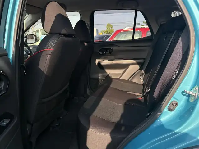 トヨタ ライズ Z 徳島県 2021(令3)年 2万km ブラックマイカメタリック/ターコイズブルーマイカメタリック スマートアシストIII　/モデリスタフルエアロ　/ディスプレイオーディオ/（フルセグTV/Bluetooth/ラジオ）　/純正１７インチアルミホイール/トラクションコントロール/アイドリングストップ/フルセグＴＶ　/LEDヘッドライト/LEDフォグランプ/オートライト/ウィンカーミラー/革巻きステアリング　/ステアリングリモコン/レーダークルーズコントロール　/社外前後ドライブレコーダー/両席シートヒーター　/スマートキー　/スペアキー　/純正フロアマット/サイドバイザー/カーテンエアバック/リヤワイパー