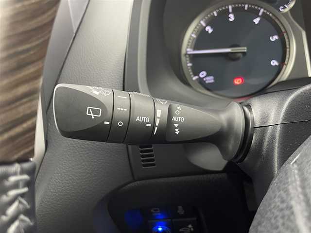 トヨタ ランドクルーザー プラド TX Lパッケージ 福井県 2023(令5)年 1.8万km ホワイトパールクリスタルシャイン 純正ナビ機能付きディスプレイオーディオ/（FM/AM/Bluetooth/AppleCarPlay//AndroidAuto)/アラウンドビューモニター/モデリスタエアロ/サンルーフ/黒革シート /エアシート/社外フロアマット/純正アルミホイール/前後コーナーセンサ―/盗難防止装置/純正ビルトインETC