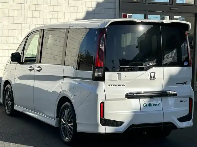 ホンダ ステップワゴン モデューロX ホンダセンシング 埼玉県 2020(令2)年 5.5万km プラチナホワイトパール 登録時54499km/ワンオーナー/純正10型メモリナビゲーション（フルセグTV/BT/AM/FM）/純正後席フリップダウンモニター/B/F/S/全方位カメラ/ホンダセンシング/アダブティブクルーズコントロール/CMBS衝突軽減ブレーキ/誤発進抑制機能/LKAS車線維持支援システム/純正16インチアルミホイール/純正LEDヘッドライト/純正LEDフロントフォグランプ/純正フロアマット/ビルトインETC2.0/両側電動スライドドア/USB入力端子/3列シート/ステアリングスイッチ/革巻きステアリング/合皮ハーフレザーシート/オートライト/電動パーキングブレーキ/電格ウインカーミラー/プッシュスタート/スマートキー/スペアキー1本/保証書/車両/ナビ取扱説明書