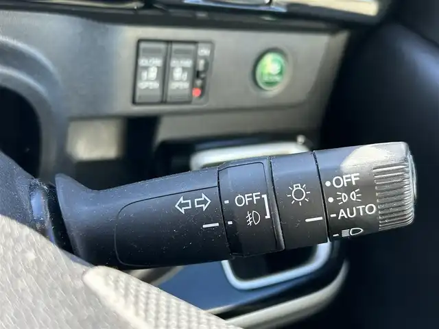 ホンダ ステップワゴン モデューロX ホンダセンシング 埼玉県 2020(令2)年 5.5万km プラチナホワイトパール 登録時54499km/ワンオーナー/純正10型メモリナビゲーション（フルセグTV/BT/AM/FM）/純正後席フリップダウンモニター/B/F/S/全方位カメラ/ホンダセンシング/アダブティブクルーズコントロール/CMBS衝突軽減ブレーキ/誤発進抑制機能/LKAS車線維持支援システム/純正16インチアルミホイール/純正LEDヘッドライト/純正LEDフロントフォグランプ/純正フロアマット/ビルトインETC2.0/両側電動スライドドア/USB入力端子/3列シート/ステアリングスイッチ/革巻きステアリング/合皮ハーフレザーシート/オートライト/電動パーキングブレーキ/電格ウインカーミラー/プッシュスタート/スマートキー/スペアキー1本/保証書/車両/ナビ取扱説明書