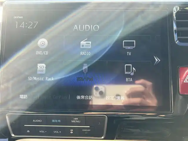 ホンダ ステップワゴン モデューロX ホンダセンシング 埼玉県 2020(令2)年 5.5万km プラチナホワイトパール 登録時54499km/ワンオーナー/純正10型メモリナビゲーション（フルセグTV/BT/AM/FM）/純正後席フリップダウンモニター/B/F/S/全方位カメラ/ホンダセンシング/アダブティブクルーズコントロール/CMBS衝突軽減ブレーキ/誤発進抑制機能/LKAS車線維持支援システム/純正16インチアルミホイール/純正LEDヘッドライト/純正LEDフロントフォグランプ/純正フロアマット/ビルトインETC2.0/両側電動スライドドア/USB入力端子/3列シート/ステアリングスイッチ/革巻きステアリング/合皮ハーフレザーシート/オートライト/電動パーキングブレーキ/電格ウインカーミラー/プッシュスタート/スマートキー/スペアキー1本/保証書/車両/ナビ取扱説明書