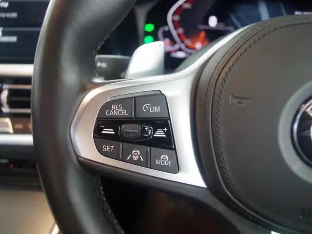 ＢＭＷ ３２０ｄ xDrive Mスポーツ 兵庫県 2020(令2)年 3.5万km 青Ｍ 純正ナビ/社外地デジTV/全方位カメラ/アップルカープレイ/フロントシートヒーター/ハーフレザーシート/電動フロントシート/アンビエントライト/アクティブクルーズコントロール/レーンキープアシスト/ブラインドスポットモニター/ドライブレコーダー前後カメラ/パワーバックドア/コンフォートアクセス