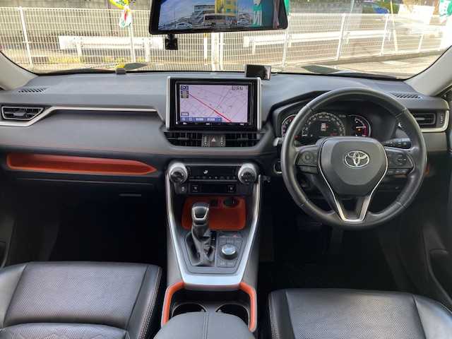 トヨタ ＲＡＶ４ アドベンチャー 大分県 2020(令2)年 3.6万km アティチュードブラックマイカ ワンオーナー/４WD/TRDフロントバンパーガーニッシュ/トヨタセーフティーセンス/・レーダークルーズコントロール/・プリクラッシュセーフティ/・レーントレーシングアシスト/・オートマチックハイビーム/・ブラインドスポットモニター/・パーキングサポートブレーキ/純正SDナビ/【NSZT-Y68T】/DVD/DTV/BT/SD/合皮シート/運転席パワーシート/前席シートヒーター/前席シートベンチレーション/ステアリングヒーター/社外ルーフキャリア/純正ドライブレコーダー/社外デジタルインナーミラー/ドアバイザー/プッシュスタート/スマートキー/スペアキー/純正ビルトインETC2.0