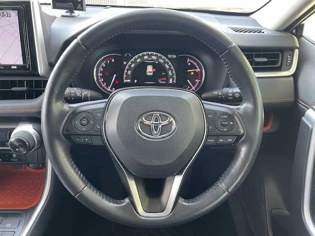 トヨタ ＲＡＶ４ アドベンチャー 大分県 2020(令2)年 3.6万km アティチュードブラックマイカ ワンオーナー/４WD/TRDフロントバンパーガーニッシュ/トヨタセーフティーセンス/・レーダークルーズコントロール/・プリクラッシュセーフティ/・レーントレーシングアシスト/・オートマチックハイビーム/・ブラインドスポットモニター/・パーキングサポートブレーキ/純正SDナビ/【NSZT-Y68T】/DVD/DTV/BT/SD/合皮シート/運転席パワーシート/前席シートヒーター/前席シートベンチレーション/ステアリングヒーター/社外ルーフキャリア/純正ドライブレコーダー/社外デジタルインナーミラー/ドアバイザー/プッシュスタート/スマートキー/スペアキー/純正ビルトインETC2.0