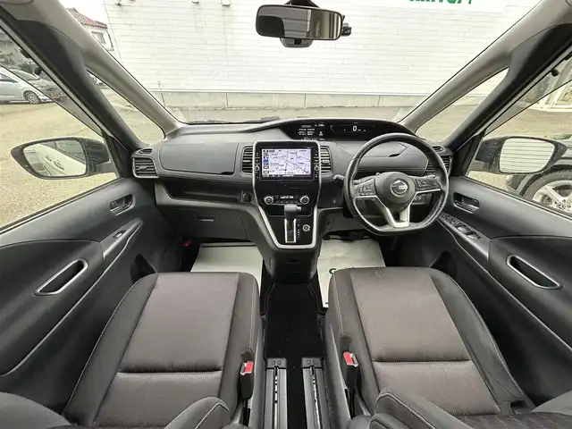 日産 セレナ ハイウェイスター Vセレクション 山形県 2018(平30)年 9.5万km ブリリアントホワイトパール 純正9インチナビ/FM/AM/フルセグ/DVD/Bluetooth/両側パワースライドア/衝突軽減ブレーキ/クルーズコントロール/アイドリングストップ/バックカメラ/横滑り防止装置/LEDライト/フォグランプ/純正バイザー/純正マット/スマートキー/スペアキー/ETC