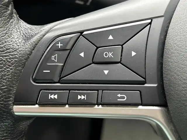 日産 セレナ ハイウェイスター Vセレクション 山形県 2018(平30)年 9.5万km ブリリアントホワイトパール 純正9インチナビ/FM/AM/フルセグ/DVD/Bluetooth/両側パワースライドア/衝突軽減ブレーキ/クルーズコントロール/アイドリングストップ/バックカメラ/横滑り防止装置/LEDライト/フォグランプ/純正バイザー/純正マット/スマートキー/スペアキー/ETC