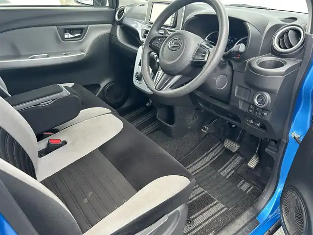 ダイハツ キャスト アクティバ G リミテッド SAⅢ 滋賀県 2018(平30)年 7.3万km スプラッシュブルーM 純正メモリナビ/・フルセグTV/FM/AM/CD/DVD/・Bluetooth/SD/iPod/全方位カメラ/ドライブレコーダー/ETC/前席シートヒーター/コーナーセンサー/衝突回避・軽減ブレーキ機能/誤発進抑制機能/車線逸脱警報/先行車発進お知らせ機能/LEDヘッドライト/オートライト/オートハイビーム/フォグランプ/プッシュスタート/スマートキ×２/ドアバイザー