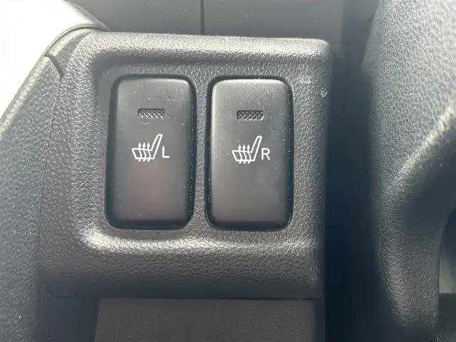 ダイハツ キャスト アクティバ G リミテッド SAⅢ 滋賀県 2018(平30)年 7.3万km スプラッシュブルーM 純正メモリナビ/・フルセグTV/FM/AM/CD/DVD/・Bluetooth/SD/iPod/全方位カメラ/ドライブレコーダー/ETC/前席シートヒーター/コーナーセンサー/衝突回避・軽減ブレーキ機能/誤発進抑制機能/車線逸脱警報/先行車発進お知らせ機能/LEDヘッドライト/オートライト/オートハイビーム/フォグランプ/プッシュスタート/スマートキ×２/ドアバイザー