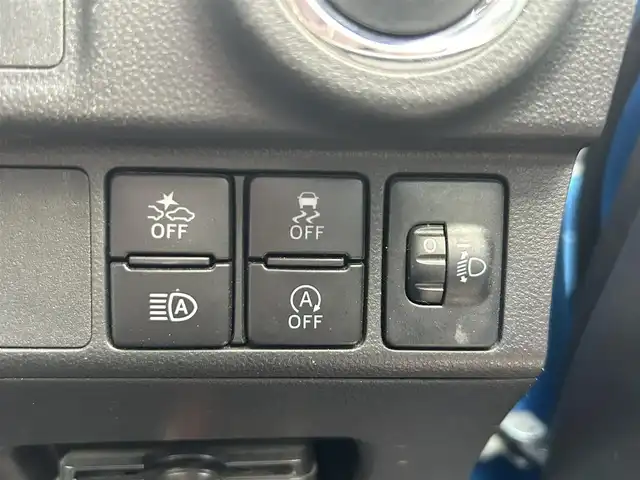 ダイハツ キャスト アクティバ G リミテッド SAⅢ 滋賀県 2018(平30)年 7.3万km スプラッシュブルーM 純正メモリナビ/・フルセグTV/FM/AM/CD/DVD/・Bluetooth/SD/iPod/全方位カメラ/ドライブレコーダー/ETC/前席シートヒーター/コーナーセンサー/衝突回避・軽減ブレーキ機能/誤発進抑制機能/車線逸脱警報/先行車発進お知らせ機能/LEDヘッドライト/オートライト/オートハイビーム/フォグランプ/プッシュスタート/スマートキ×２/ドアバイザー