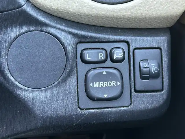 トヨタ ヴィッツ F 和歌山県 2011(平23)年 6万km ブラックマイカ アイドリングストップ/ETC/純正フロアマット/純正ドアバイザー/取扱説明書/保証書